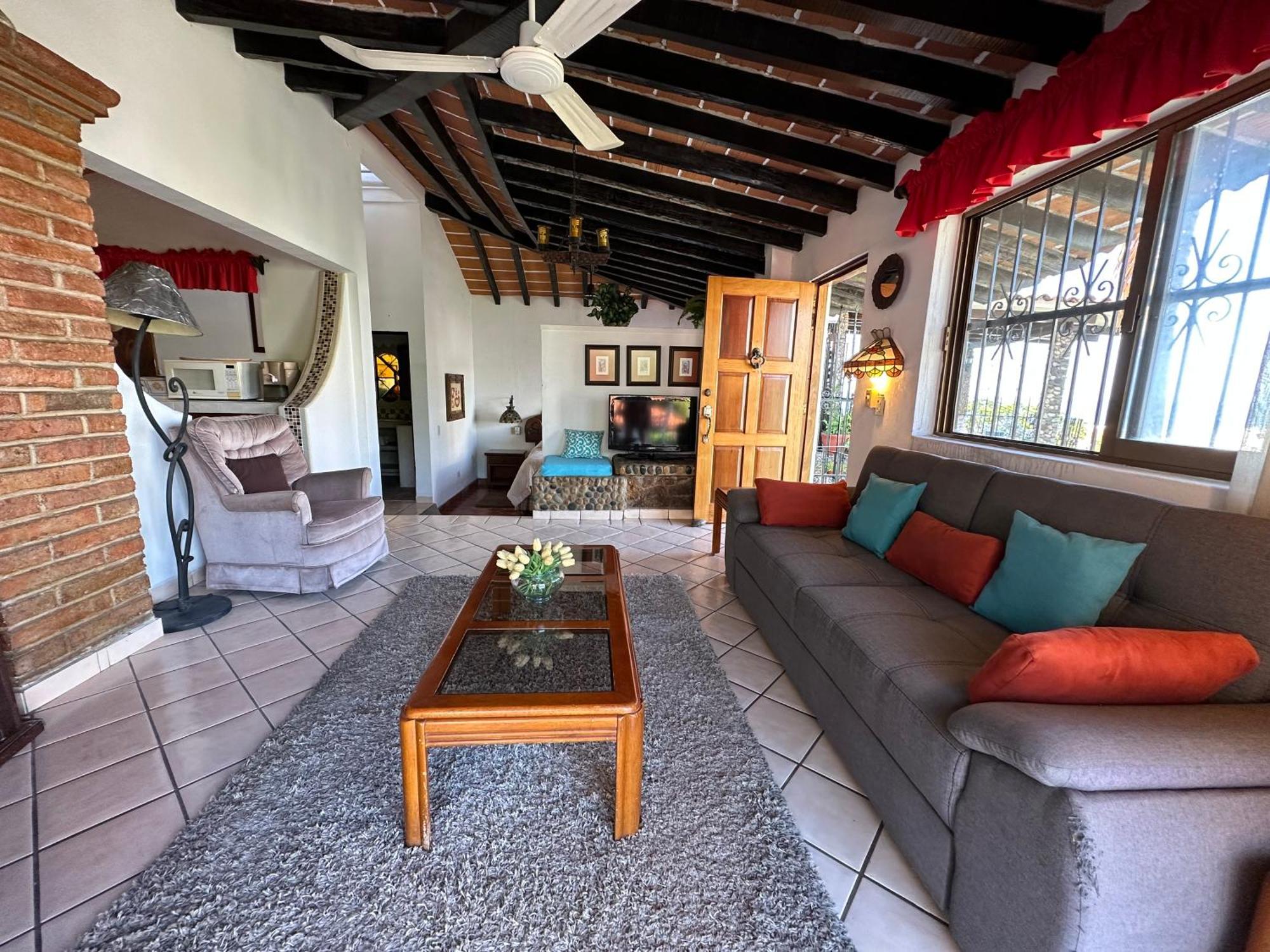 プエルトバラータ Casa Anitaアパートホテル エクステリア 写真